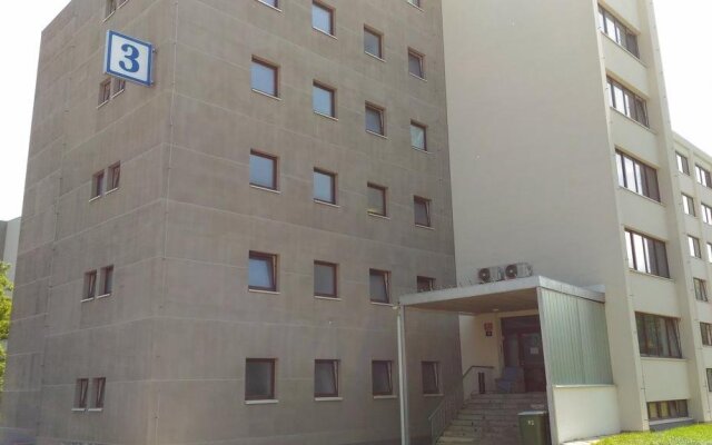 Отель Hostel Strahov Чехия, Прага - отзывы, цены и фото номеров - забронировать отель Hostel Strahov онлайн вид на фасад