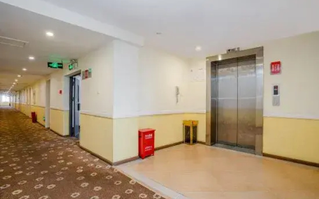 Home Inn Suining South Suizhou Road Pedestrian Street
