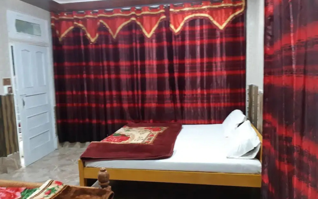 Aryan Swat Hotel