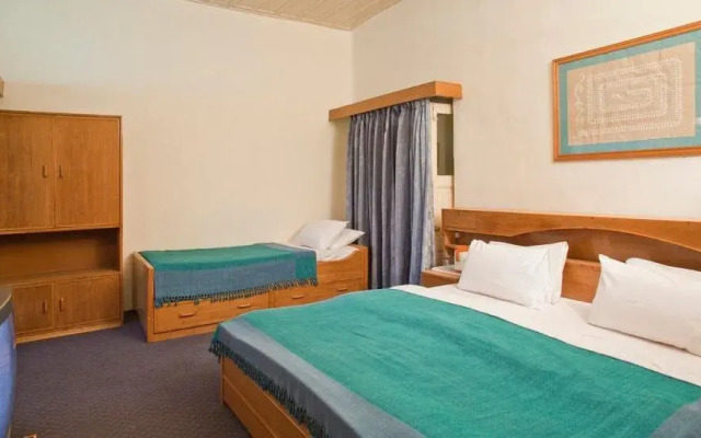 Hotel Padmini Nivas