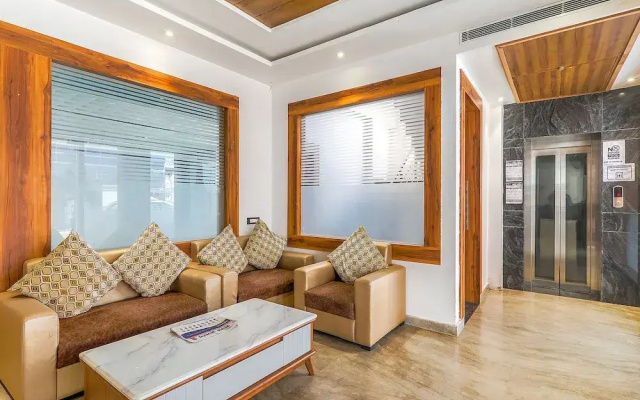 Fabexpress Global Inn New