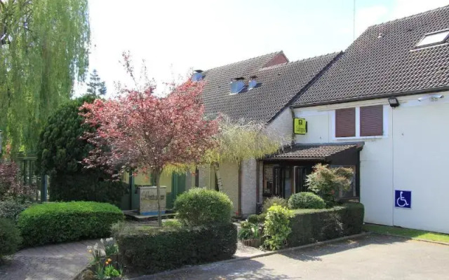 Logis L'Hôtel Restaurant Verrières