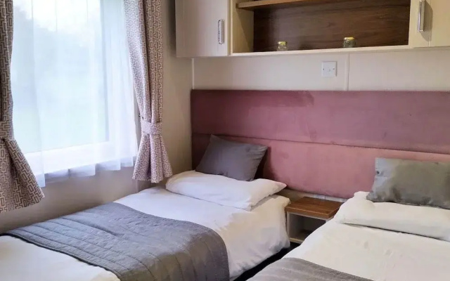 Caplor Glamping and Lodges