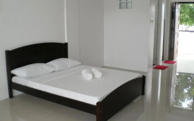 The Palines Apartment Hotel
