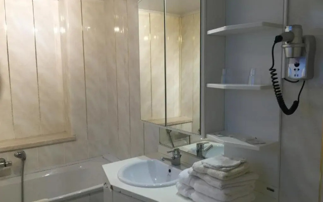 Hotel Aux Beaux Rivages En Gaume