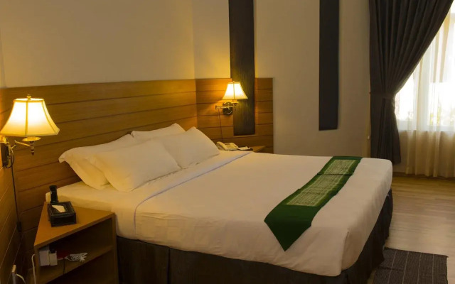 Imperial Jade Hotel