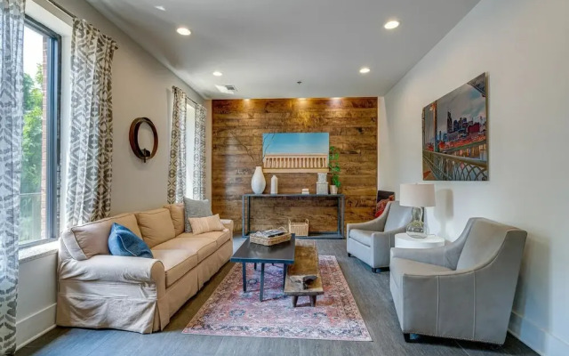 Lofts at 30th North