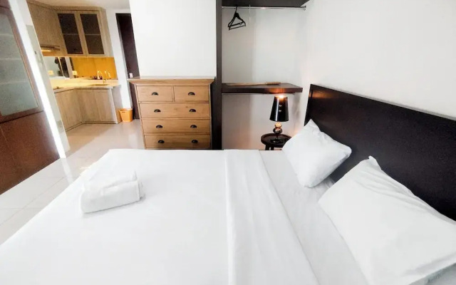 Spacious Studio Room At Grand Sungkono Lagoon Apartment