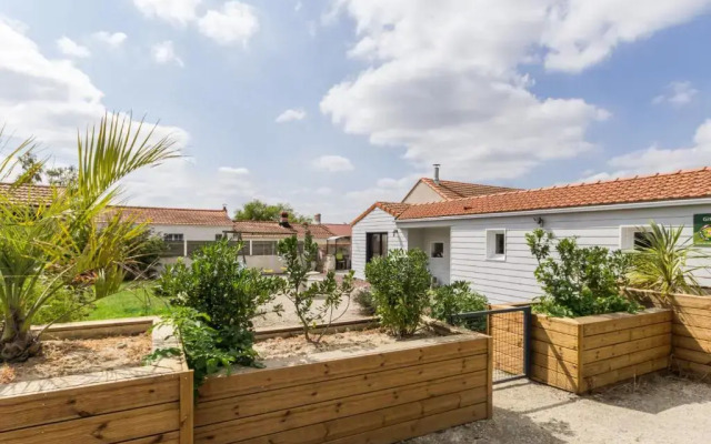 Gite Saint-Viaud, 4 pièces, 6 personnes - FR-1-306-1047