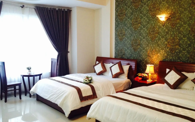 Queen Garden Hotel