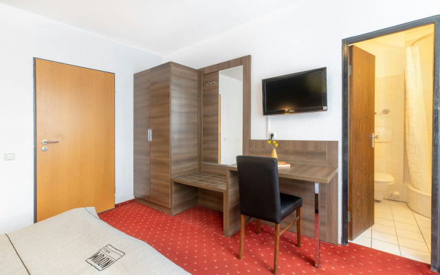 Hotel Leonet