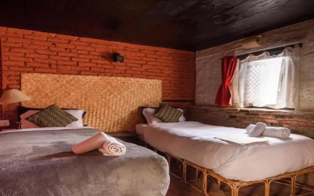 MeroStay 146 The Inn Heera GH