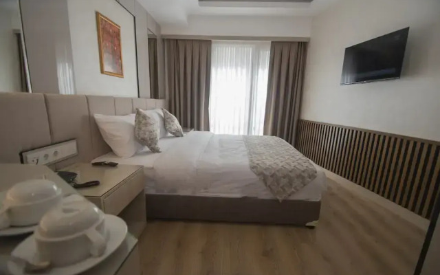 Vera Life Hotel