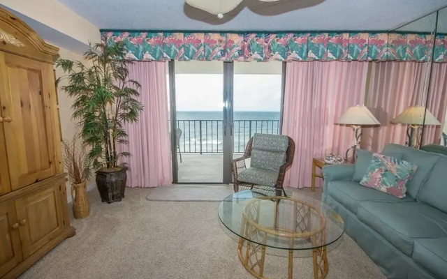 Wind Drift 702e by Youngs Suncoast