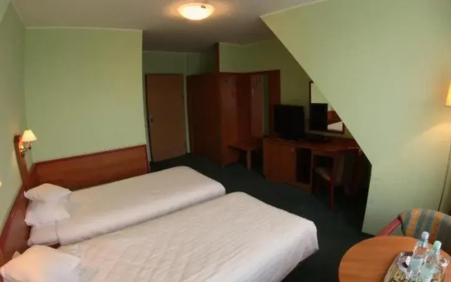 Hotel Tango