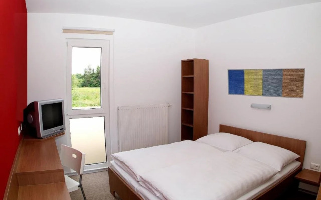 FairSleep AVIA Motel