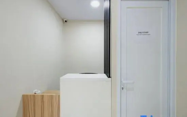 Urbanview Petukangan Mansion Jakarta