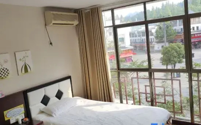 Jinggangshan Guangkelai Homestay (Tianjie Pedestrian Street)