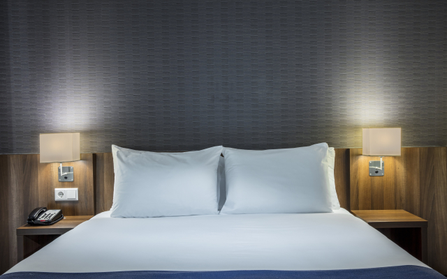 Holiday Inn Express Amsterdam - Sloterdijk Station by IHG