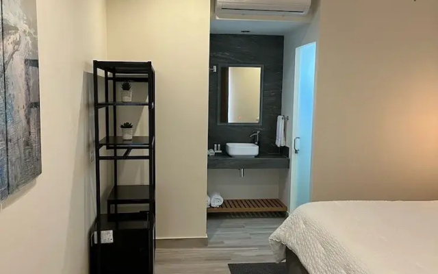 The Cove Boutique Hotel Adults Only