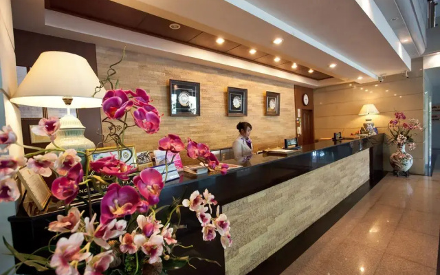 Sing Golden Place Hotel