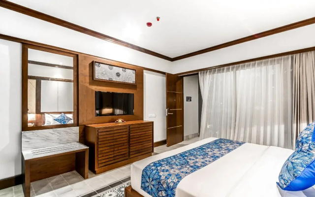 Lovina Beach Club & Resort