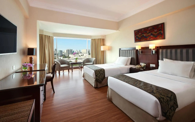 Lumire Hotel and Convention Center