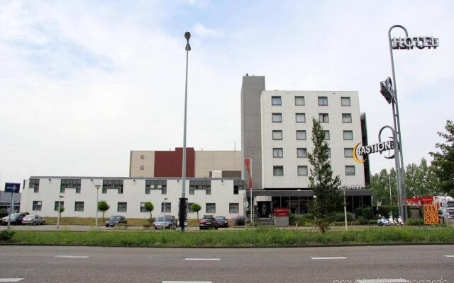 Bastion Hotel Zaandam вид на фасад
