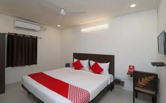 OYO Flagship 18688 Sector 14 Opposite Girls Govt College