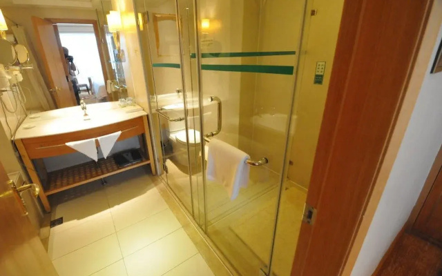 Vienna Royal Hotel (Beijing Miyun)