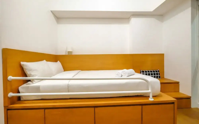 Modern Minimalist Studio Casa De Parco Apartment