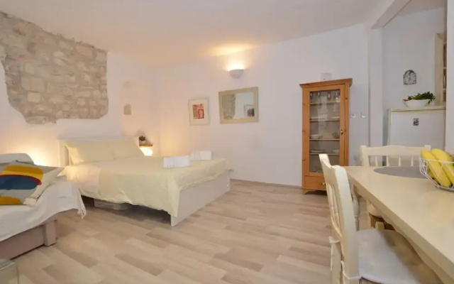 La Dolce Vita Studio