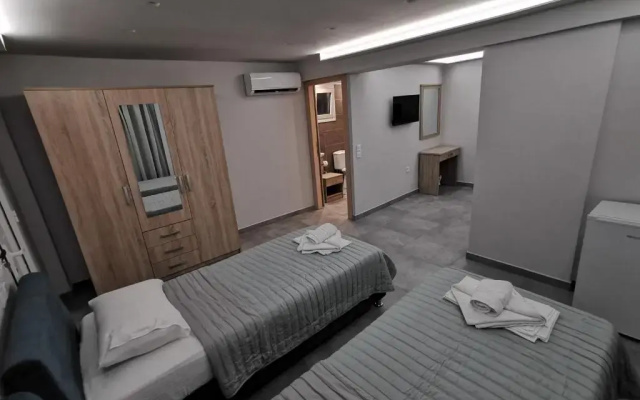 3 Island View Hotel