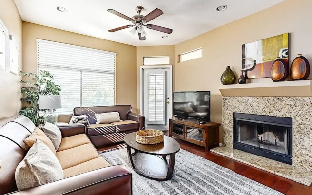 Desert Willow Walk Condo 2BR by Casago