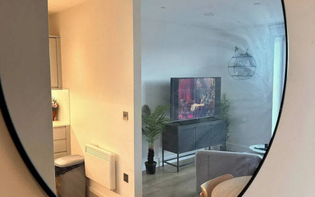 Cozy one Bedroom With a Big Balcony and Parking