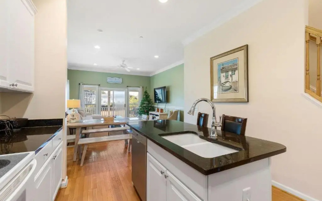 93 Waters Edge - Townhome - Pool
