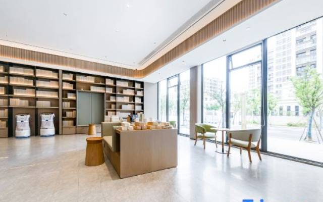 JI Hotel (Nanchang Wanli Meiling Avenue)