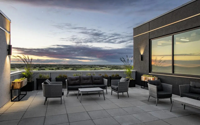 Dakota Dunes Resort