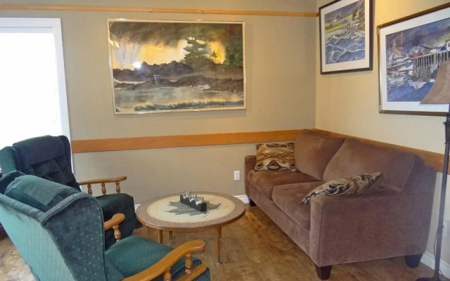The Gallery House at Port Renfrew