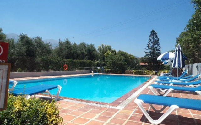 Eleni Apartments