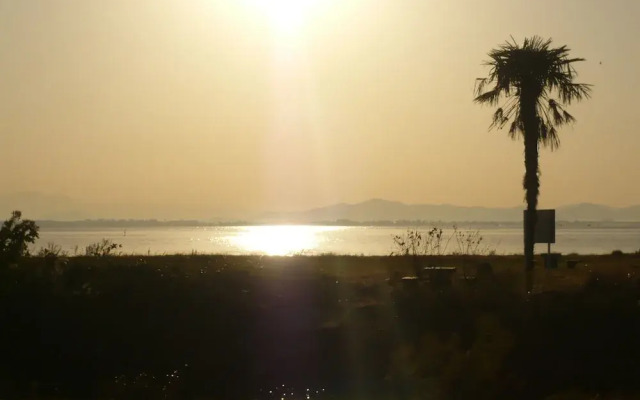 Youth Hostel WANIHIMA~Lakeside BIWA
