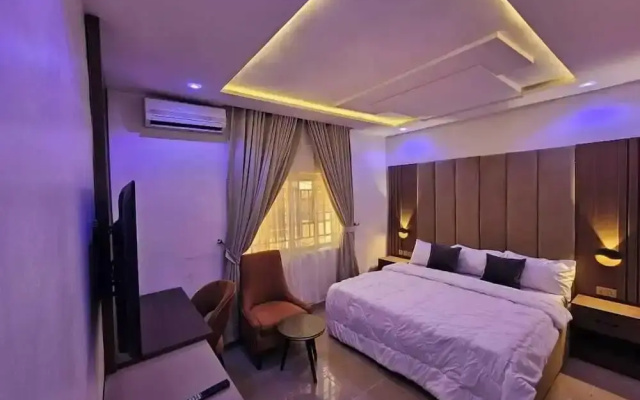 One90 Apartment