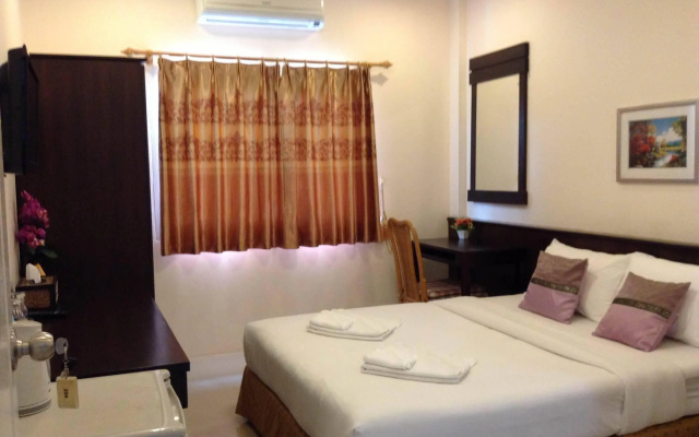 Cozy Guesthouse Phuket