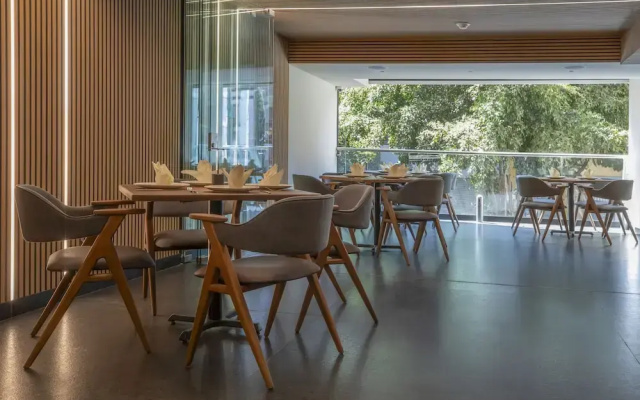 Amberes 64, an Ascend Collection Hotel