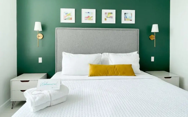 Miami Vacation Rentals - Coconut Grove