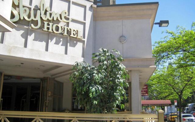 Отель Skyline Hotel США, Нью-Йорк - отзывы, цены и фото номеров - забронировать отель Skyline Hotel онлайн вид на фасад