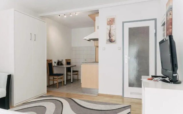 Apartment-EG-05