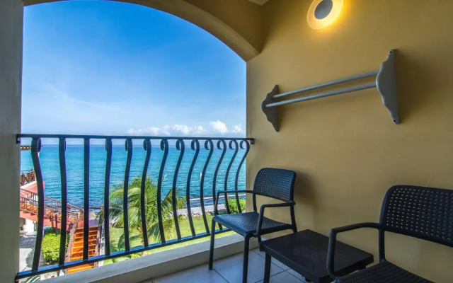 Jewel Paradise Cove Adult Beach Resort & Spa – All Inclusive
