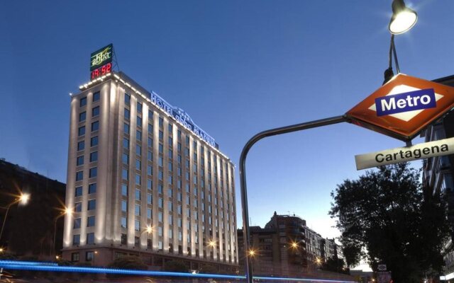 Отель Abba Madrid HotelSuperior Испания, Мадрид - отзывы, цены и фото номеров - забронировать отель Abba Madrid HotelSuperior онлайн вид на фасад
