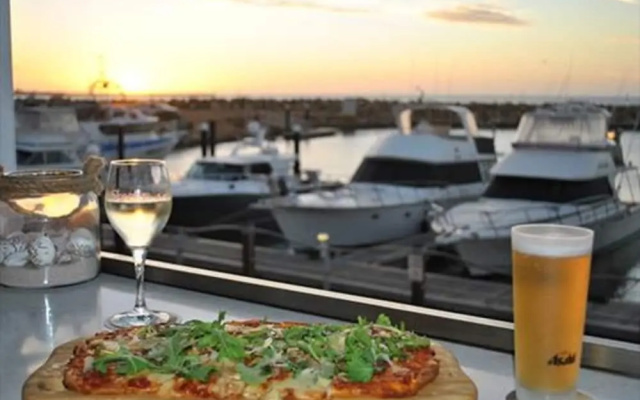 Mantra Geraldton